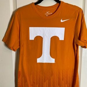 Nike UT Shirt